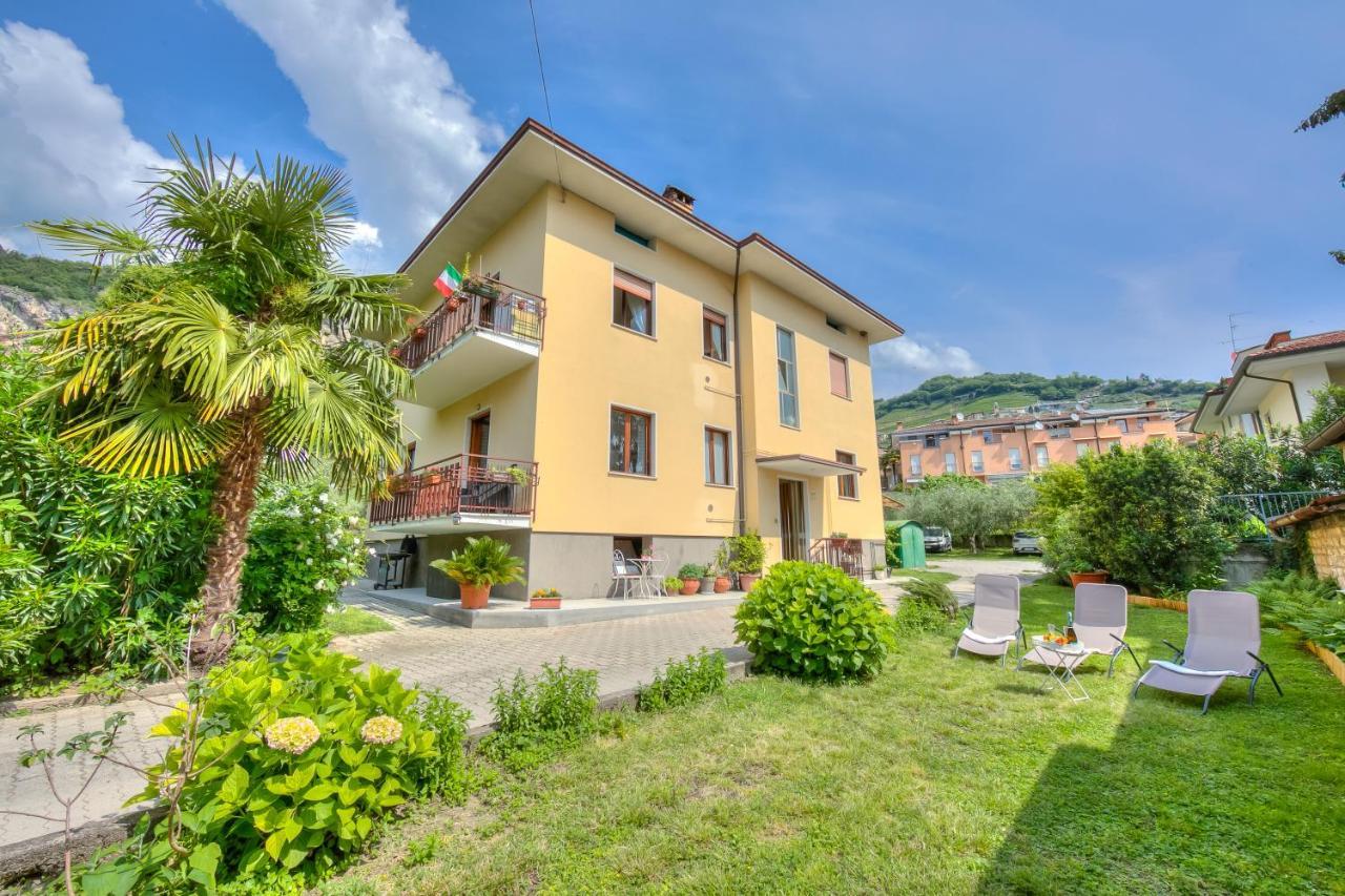 The Bon'Ora Apartment - Happy Rentals Riva del Garda Dış mekan fotoğraf